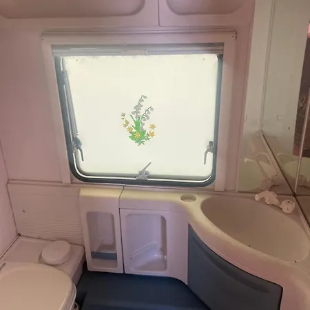 Tente de luxe Karavan Ralsko *